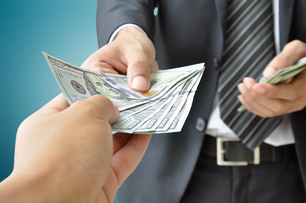 Public Salaries Kept on Advancing for the 5th Year in a Row by September 2014
