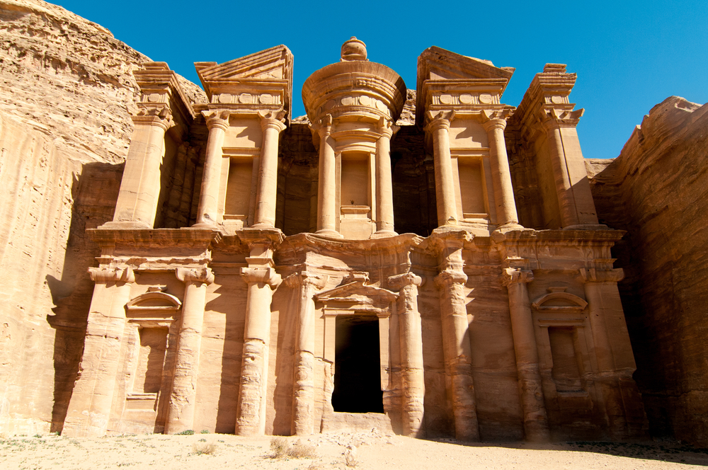  Jordan: Low Interest Rates and Poor Investment Incentive